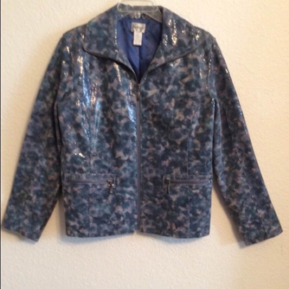 CHICO’S LEATHER JACKET JUST LIKE NEW. ZIPPER